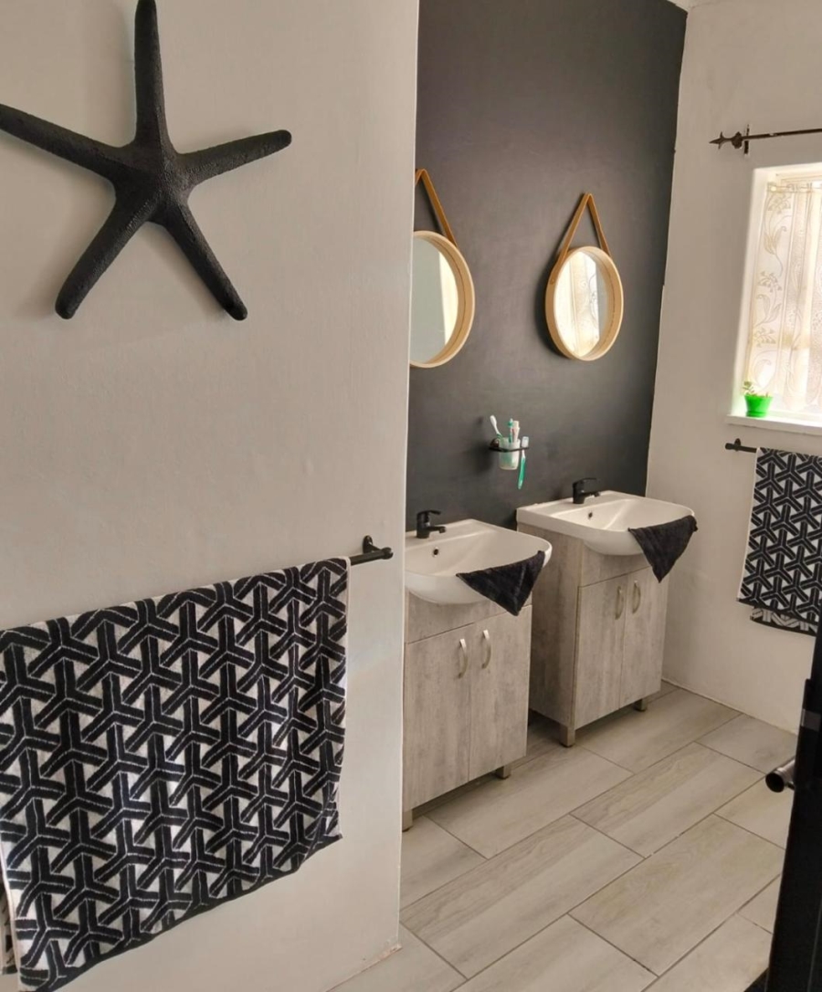 3 Bedroom Property for Sale in Bothasrus Eastern Cape